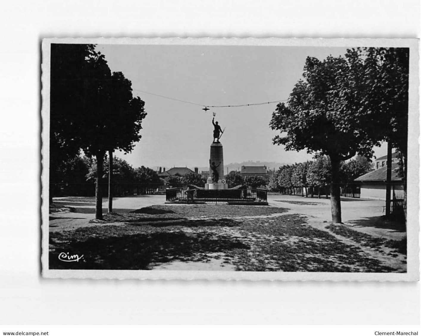 ERMONT : Monument Aux Morts - Très Bon état - Ermont-Eaubonne