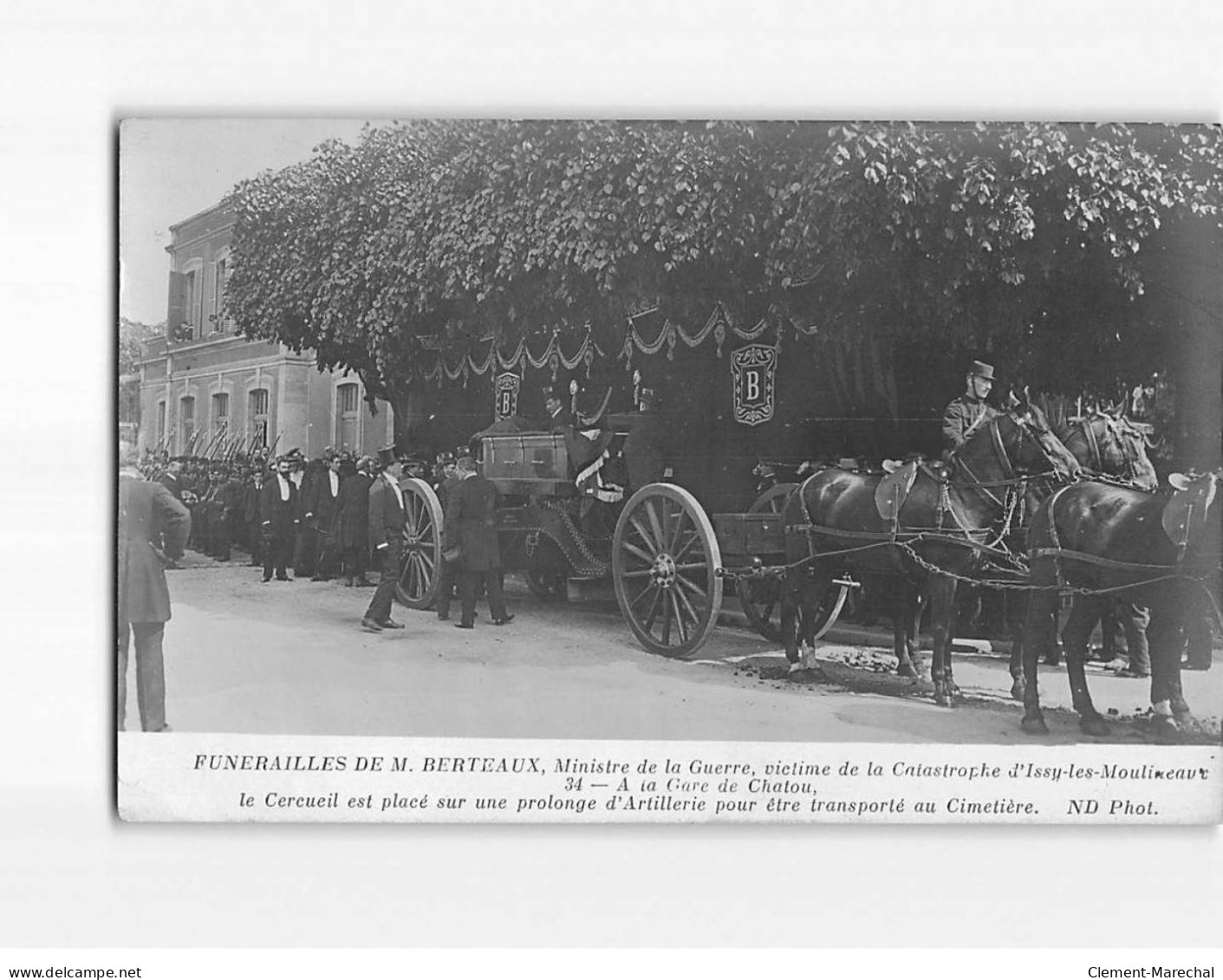 ISSY LES MOULINEAUX : Funérailles De M. Berteaux, Ministre De La Guerre - Très Bon état - Issy Les Moulineaux