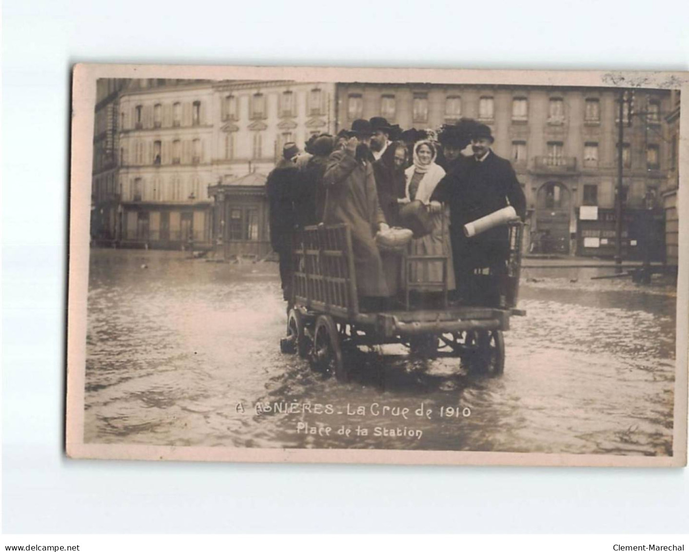 ASNIERES : Inondations 1910, Place De La Station - état - Asnieres Sur Seine