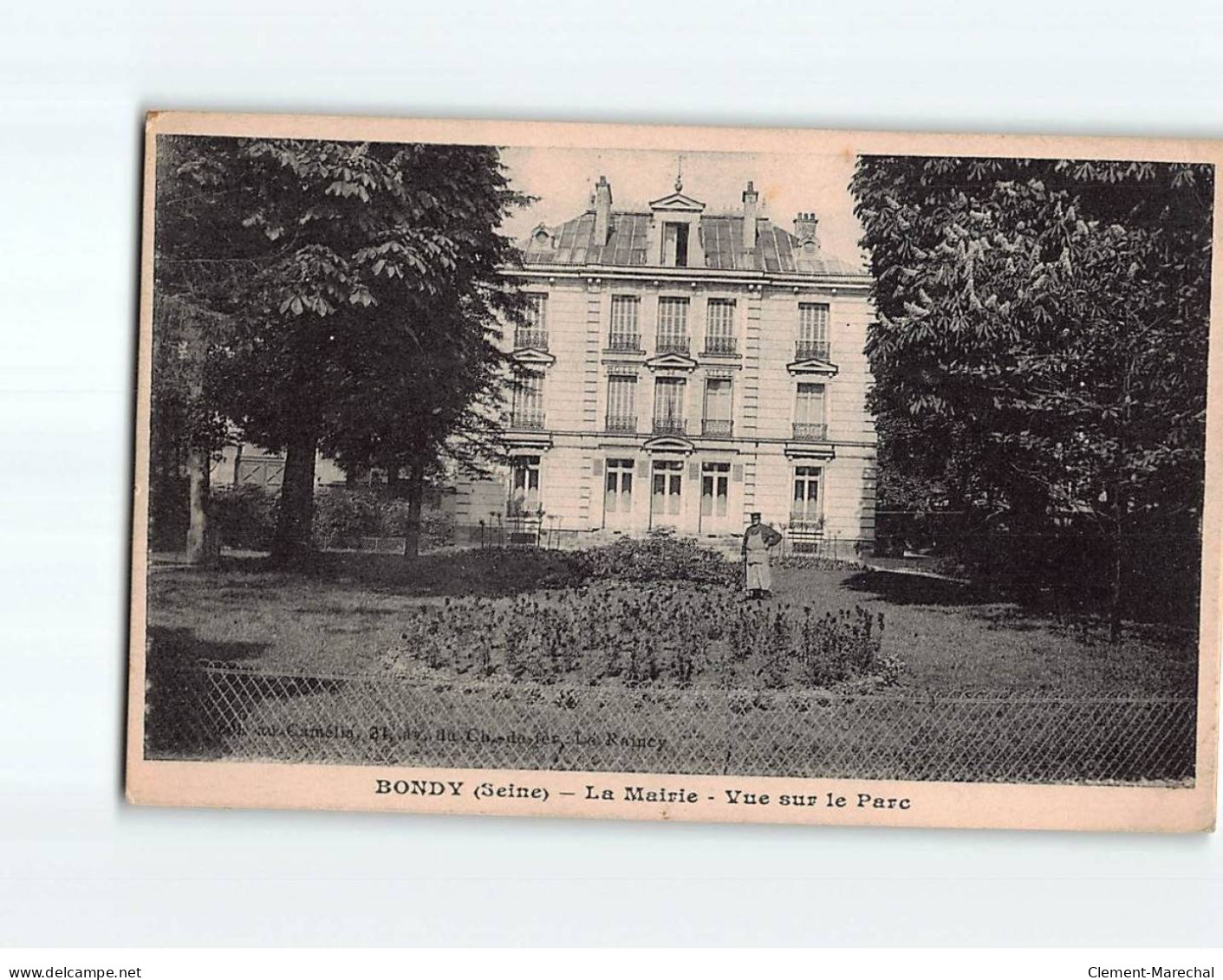 BONDY : La Mairie, Vue Sur Le Parc - état - Bondy