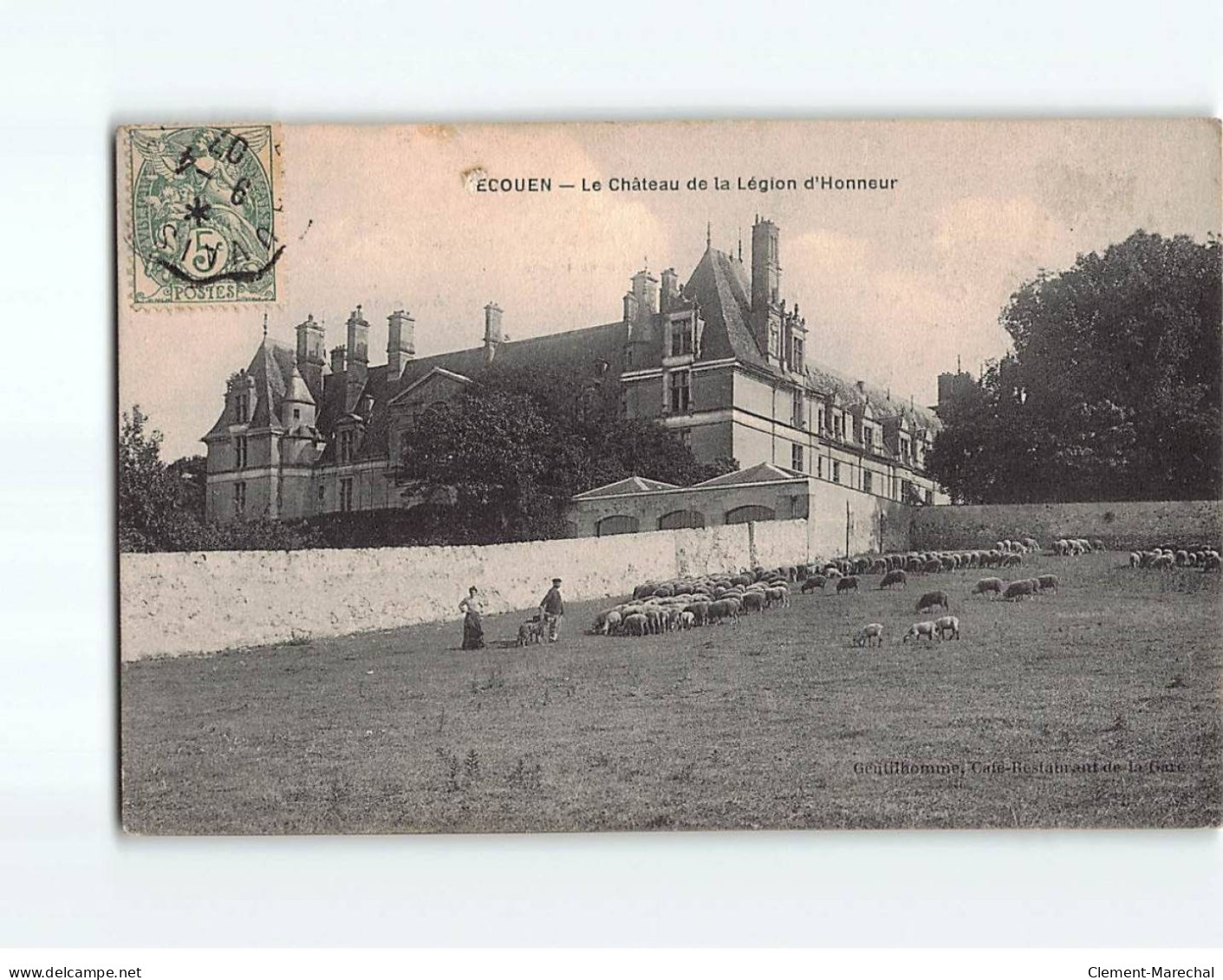 ECOUEN : Le Château De La Légion D'Honneur - état - Ecouen