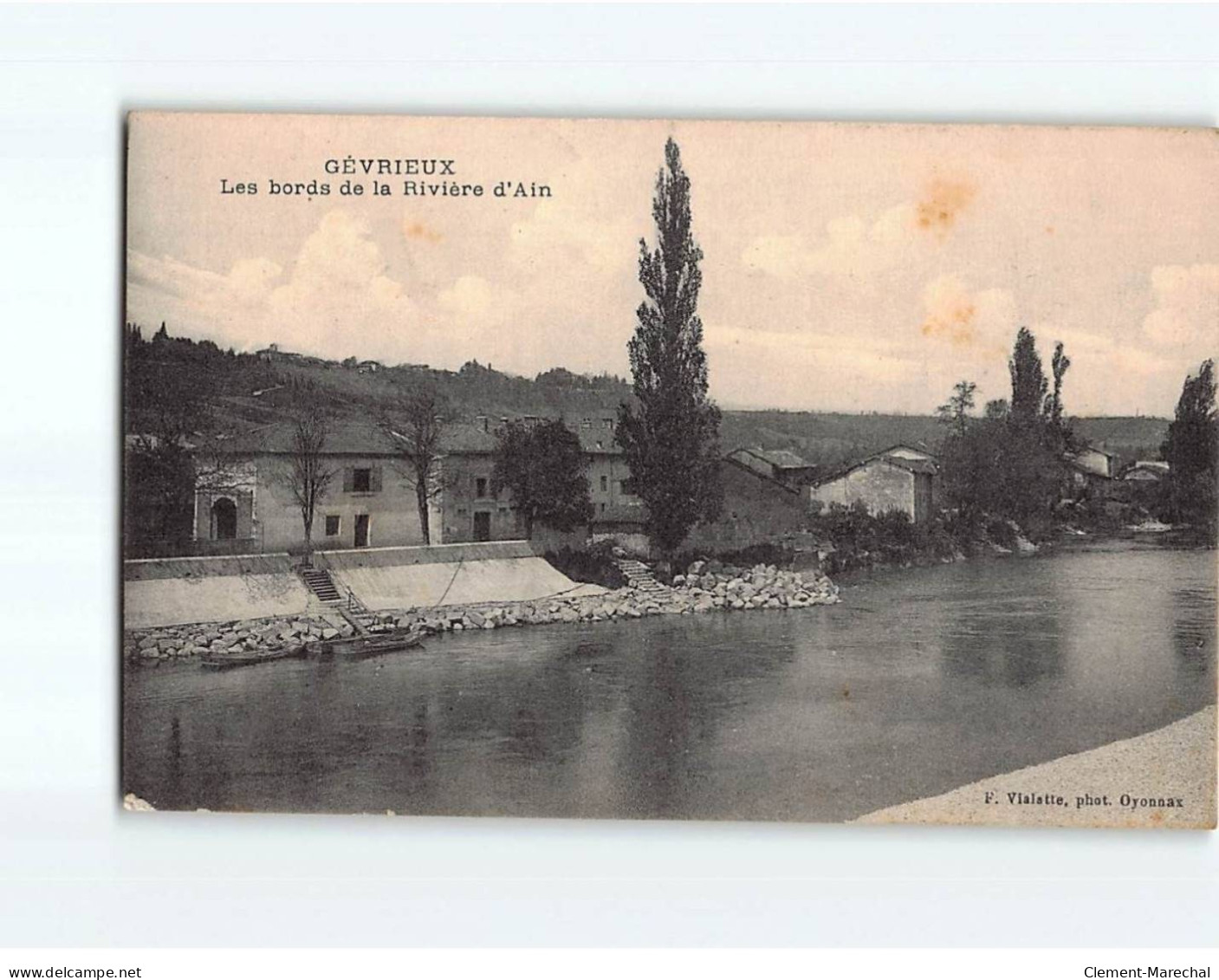 GEVRIEUX : Les Bords De La Rivière D'Ain - état - Zonder Classificatie