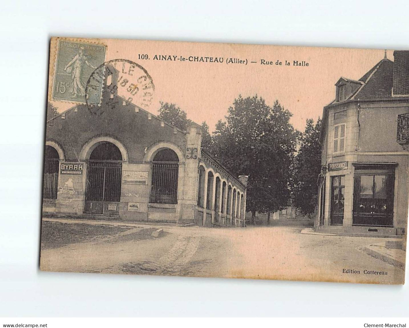 AINAY LE CHATEAU : Rue De La Halle - état - Altri & Non Classificati