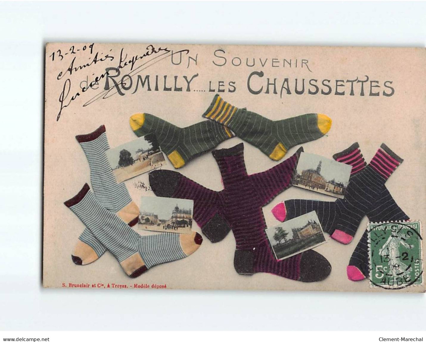 ROMILLY : Carte Souvenir, Les Chaussettes - Très Bon état - Romilly-sur-Seine