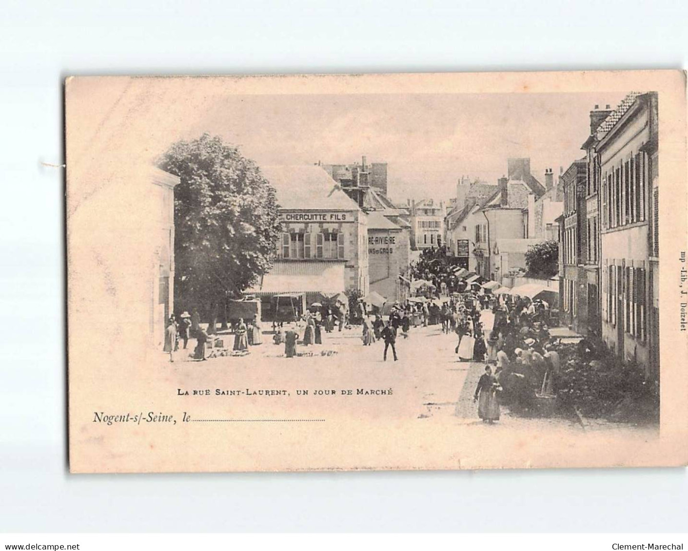 NOGENT-SUR-SEINE : La Rue Saint-Laurent, Un Jour De Marché - état - Nogent-sur-Seine