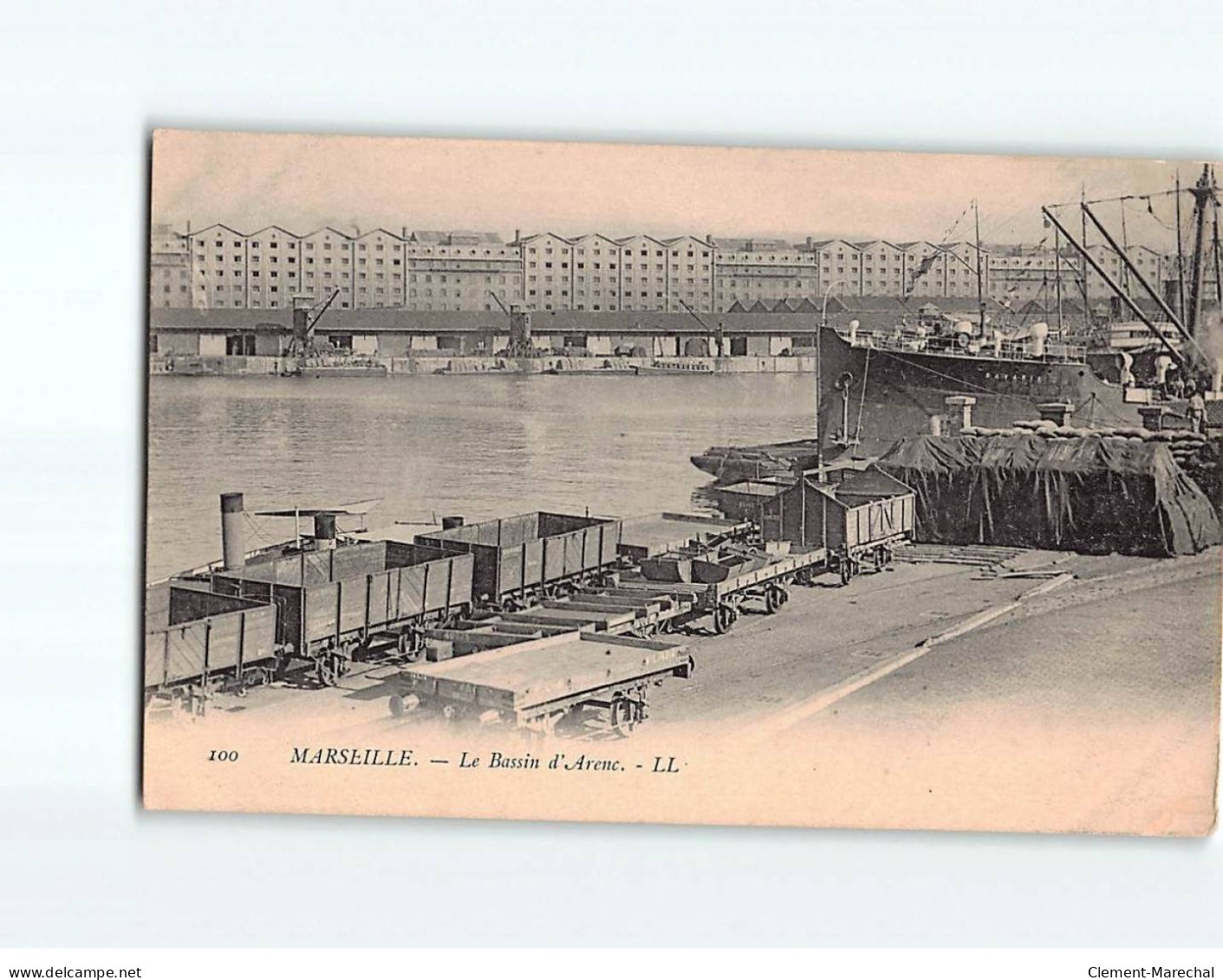 MARSEILLE : Le Bassin D'Arenc - état ( Partiellement Décollée ) - Non Classés