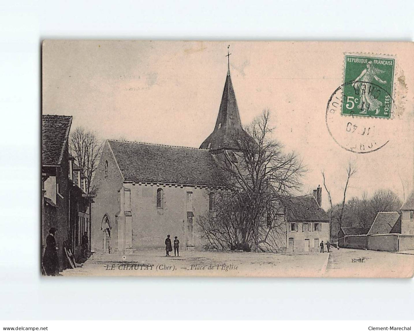 LE CHAUTAY : Place De L'Eglise - état - Sonstige & Ohne Zuordnung