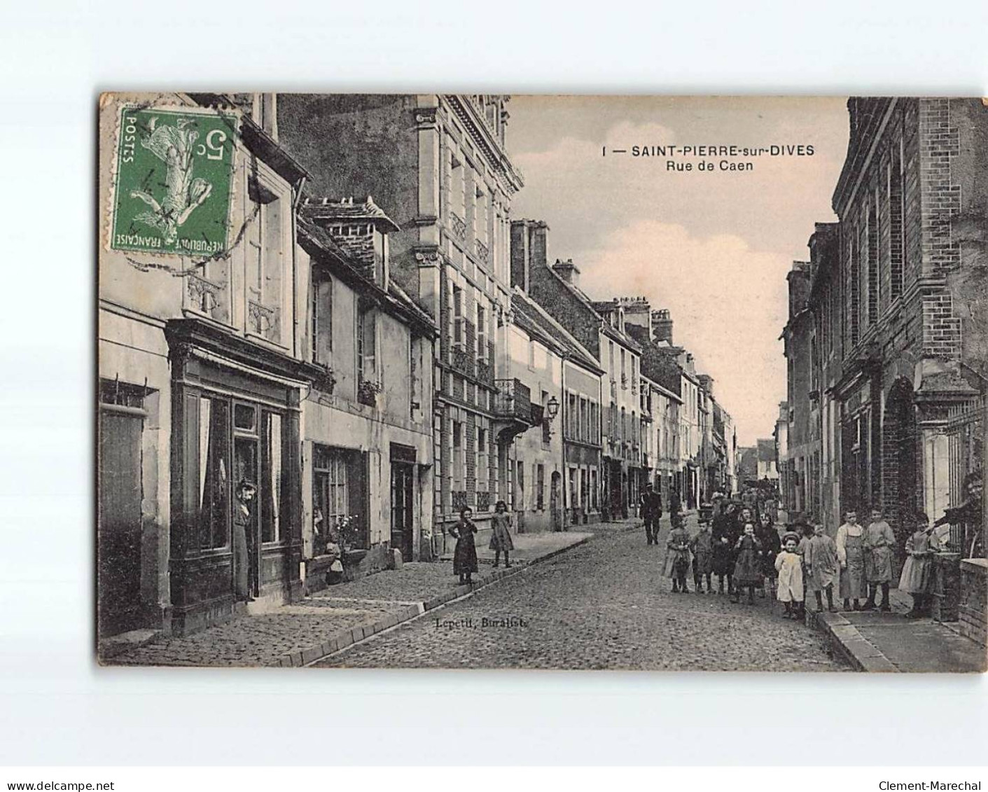 SAINT PIERRE SUR DIVES : Rue De Caen - état - Andere & Zonder Classificatie