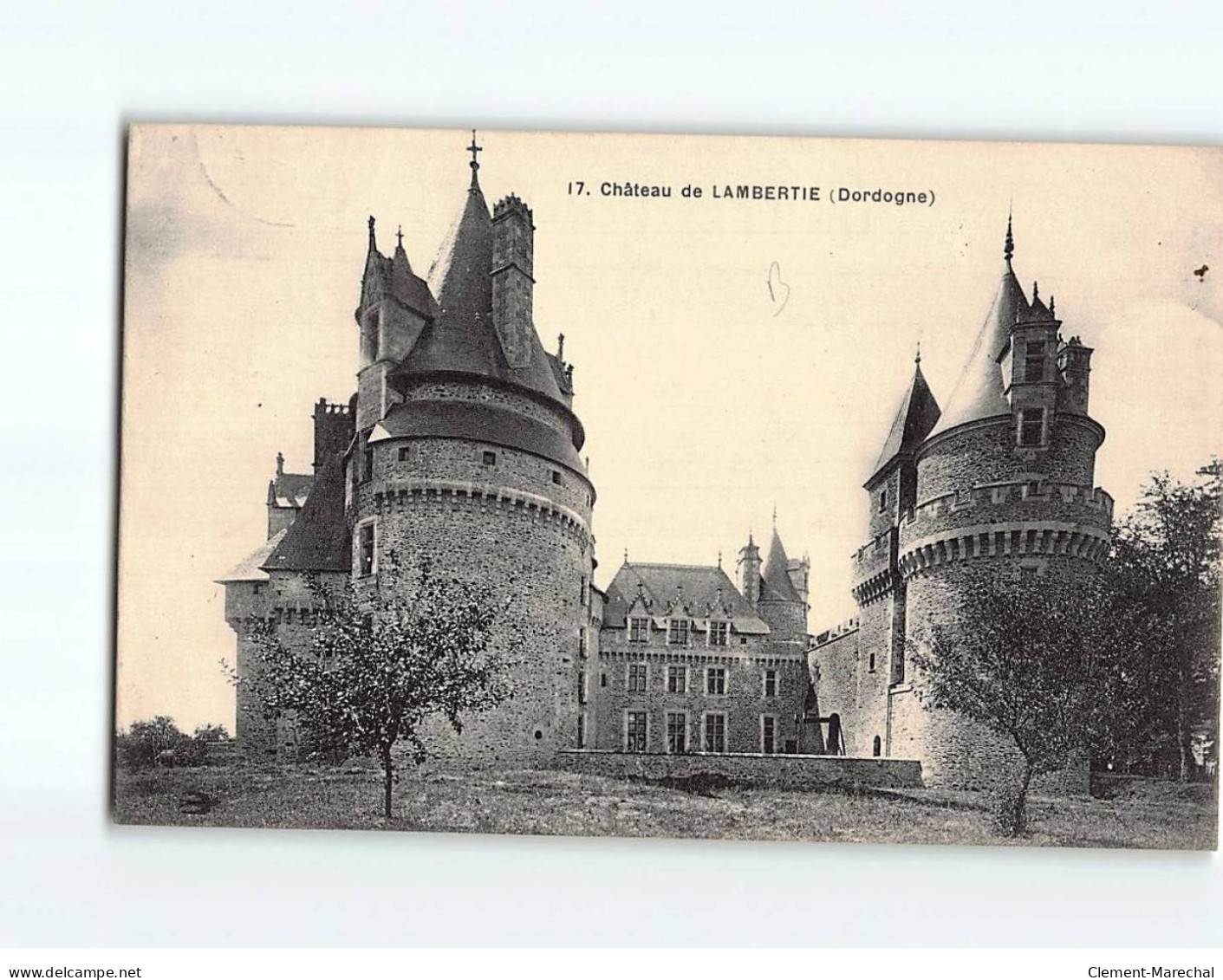 Château De Lambertie - Très Bon état - Andere & Zonder Classificatie