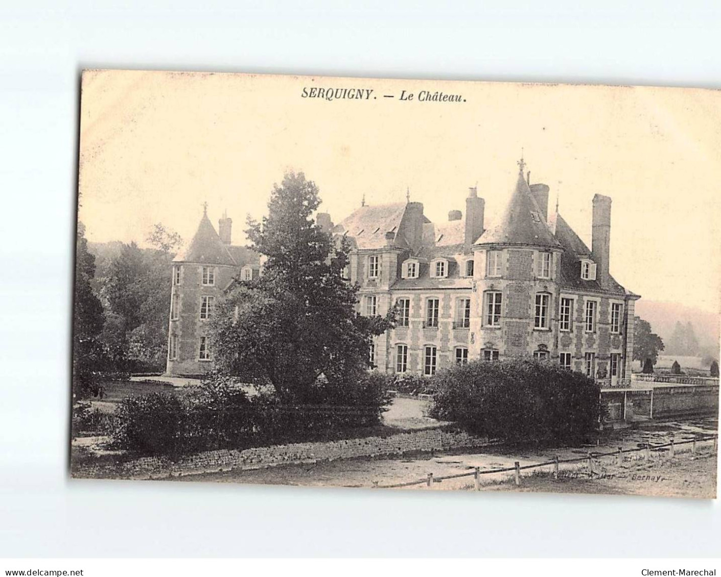 SERQUIGNY : Le Château - Très Bon état - Serquigny