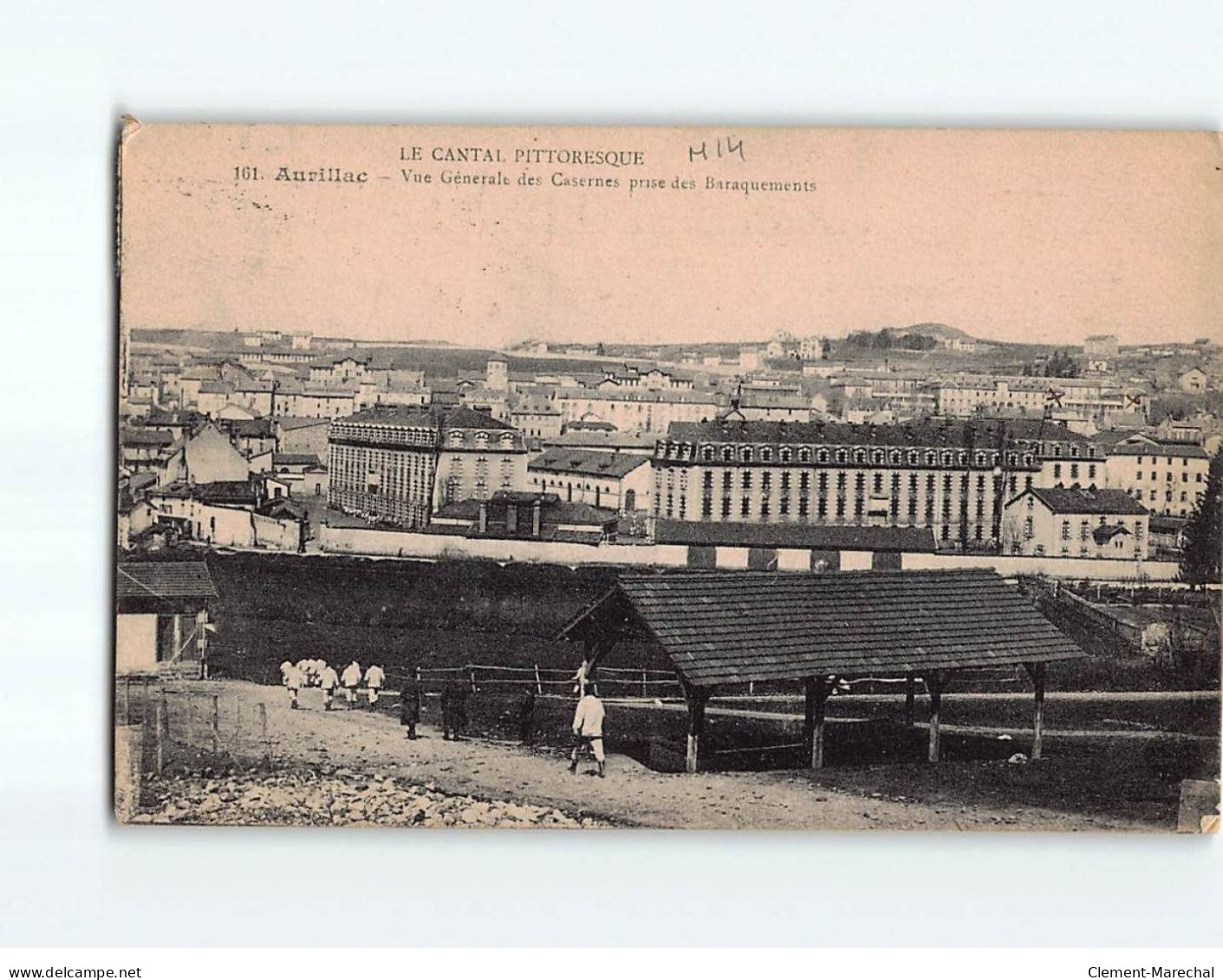 AURILLAC : Vue Générale Des Casernes Prise Des Baraquements - état - Aurillac