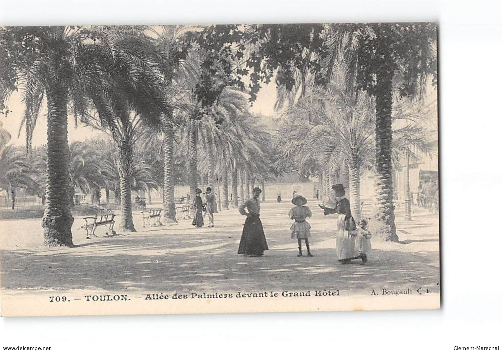 TOULON - Allée Des Palmiers Devant Le Grand Hôtel - Très Bon état - Toulon