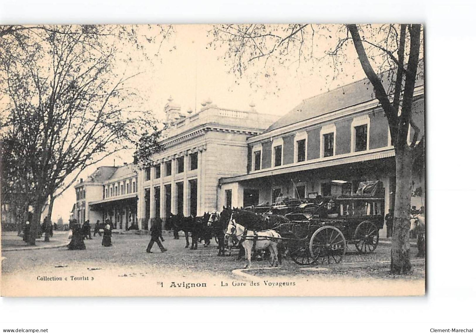 AVIGNON - La Gare Des Voyageurs - Très Bon état - Avignon