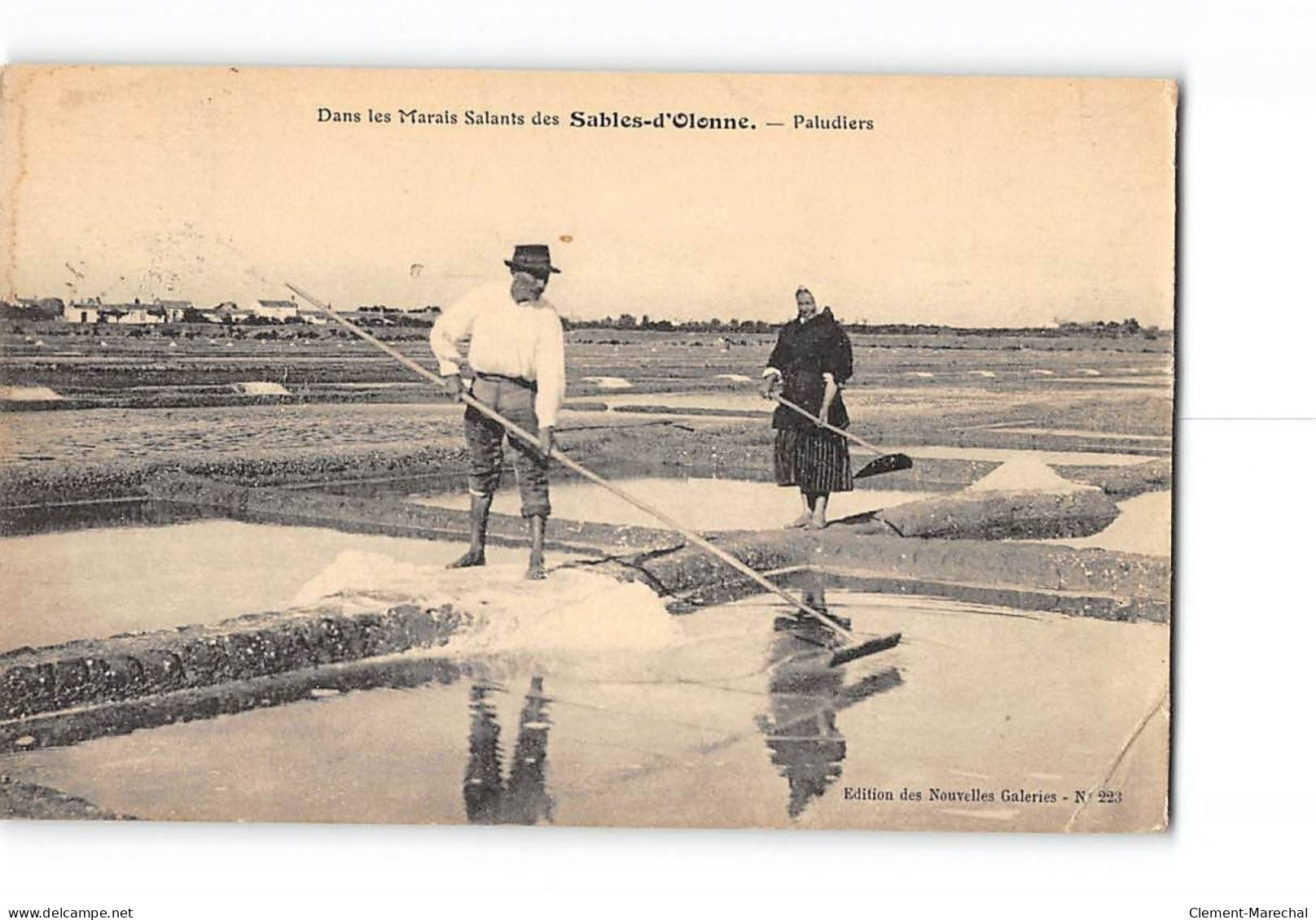 Dans Les Marais Des SABLES D'OLONNE - Paludiers - Très Bon état - Sables D'Olonne