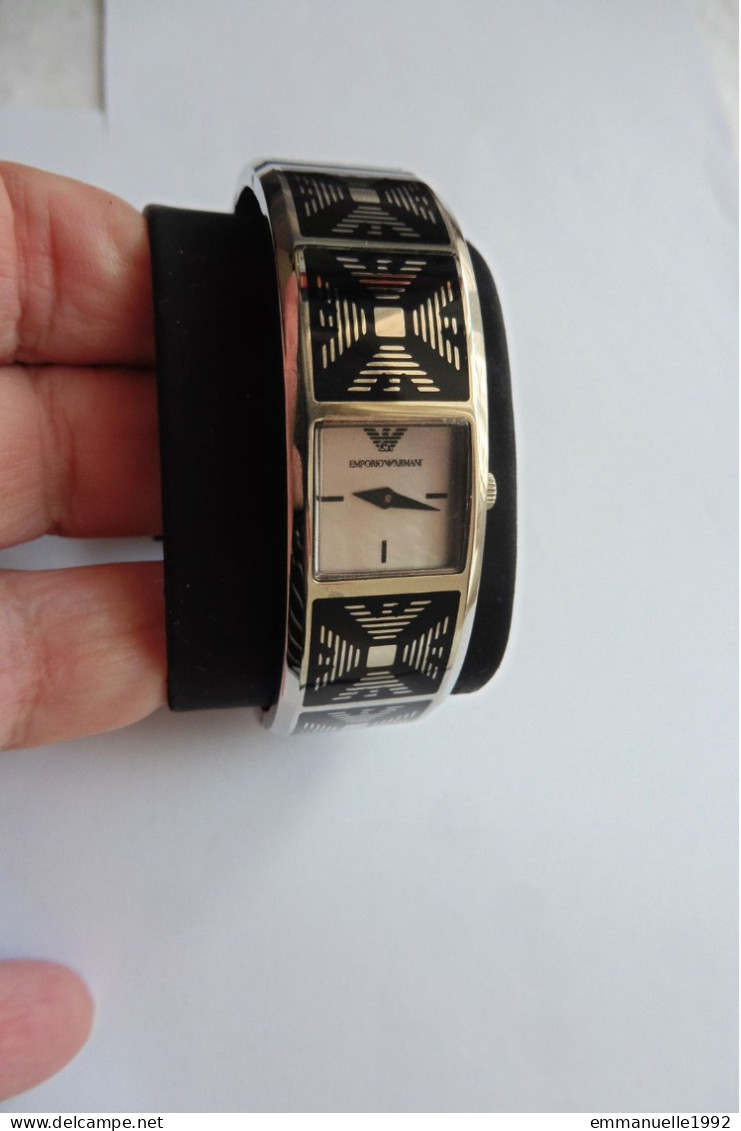 Montre Femme Emporio Armani Style Art Deco Acier Argenté Et Noir Cadran Nacre Blanc Irisé - Orologi Di Lusso