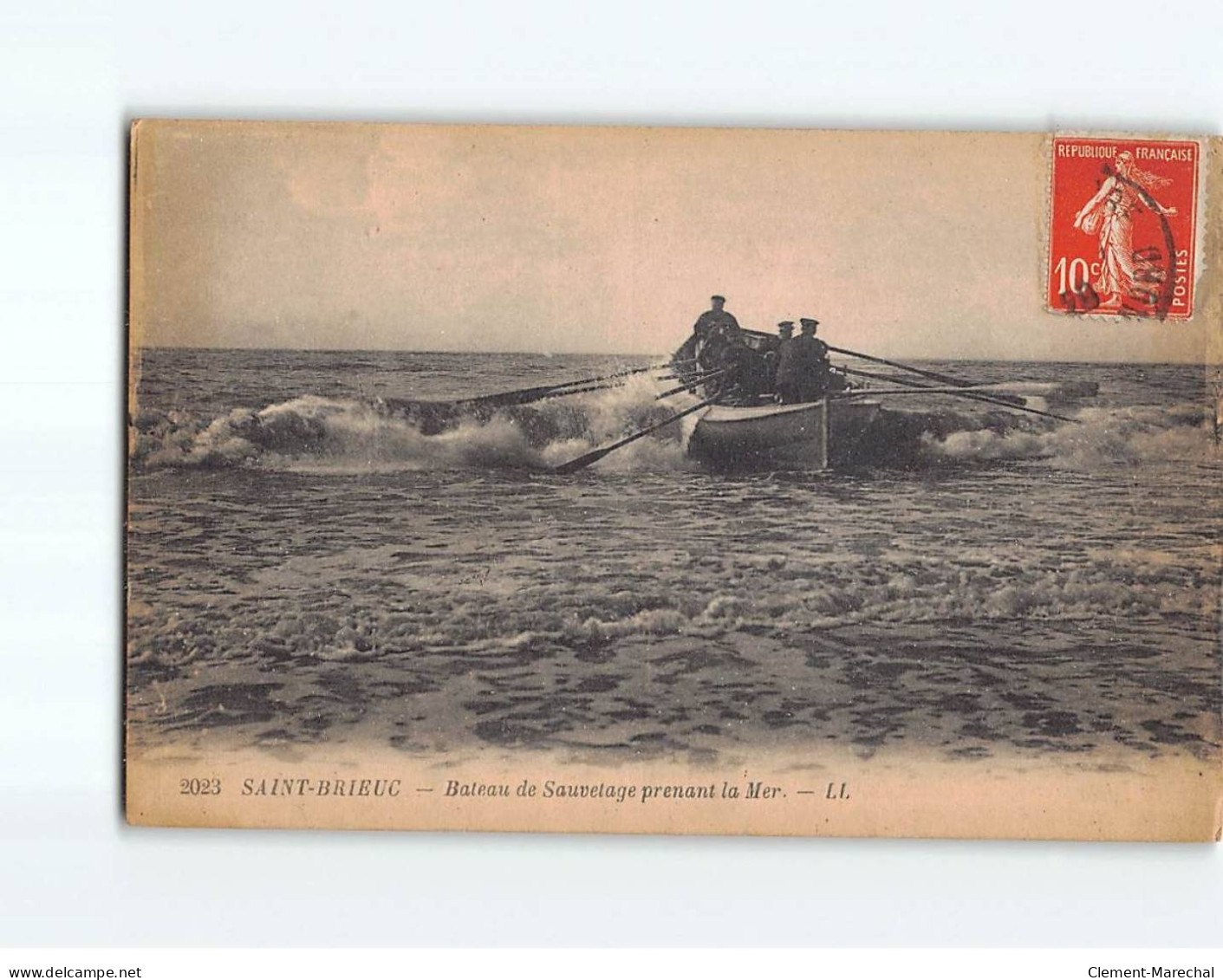 SAINT BRIEUC : Bateau De Sauvetage Prenant La Mer - état - Saint-Brieuc