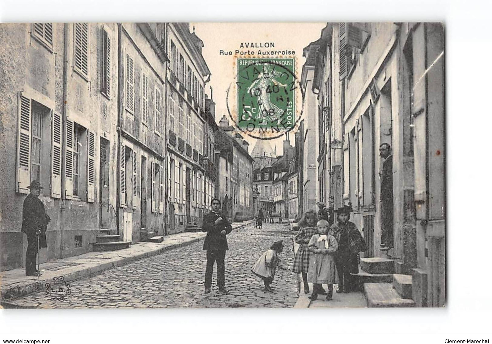 AVALLON - Rue Porte Auxerroise - Très Bon état - Avallon