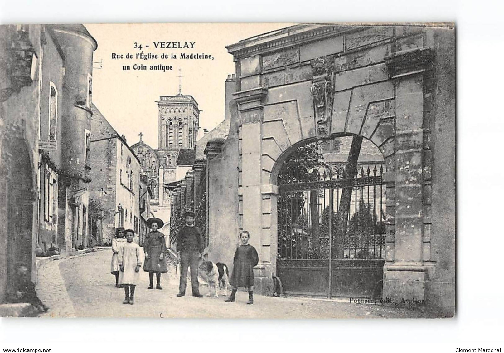 VEZELAY - Rue De L'Eglise De La Madeleine - Très Bon état - Vezelay