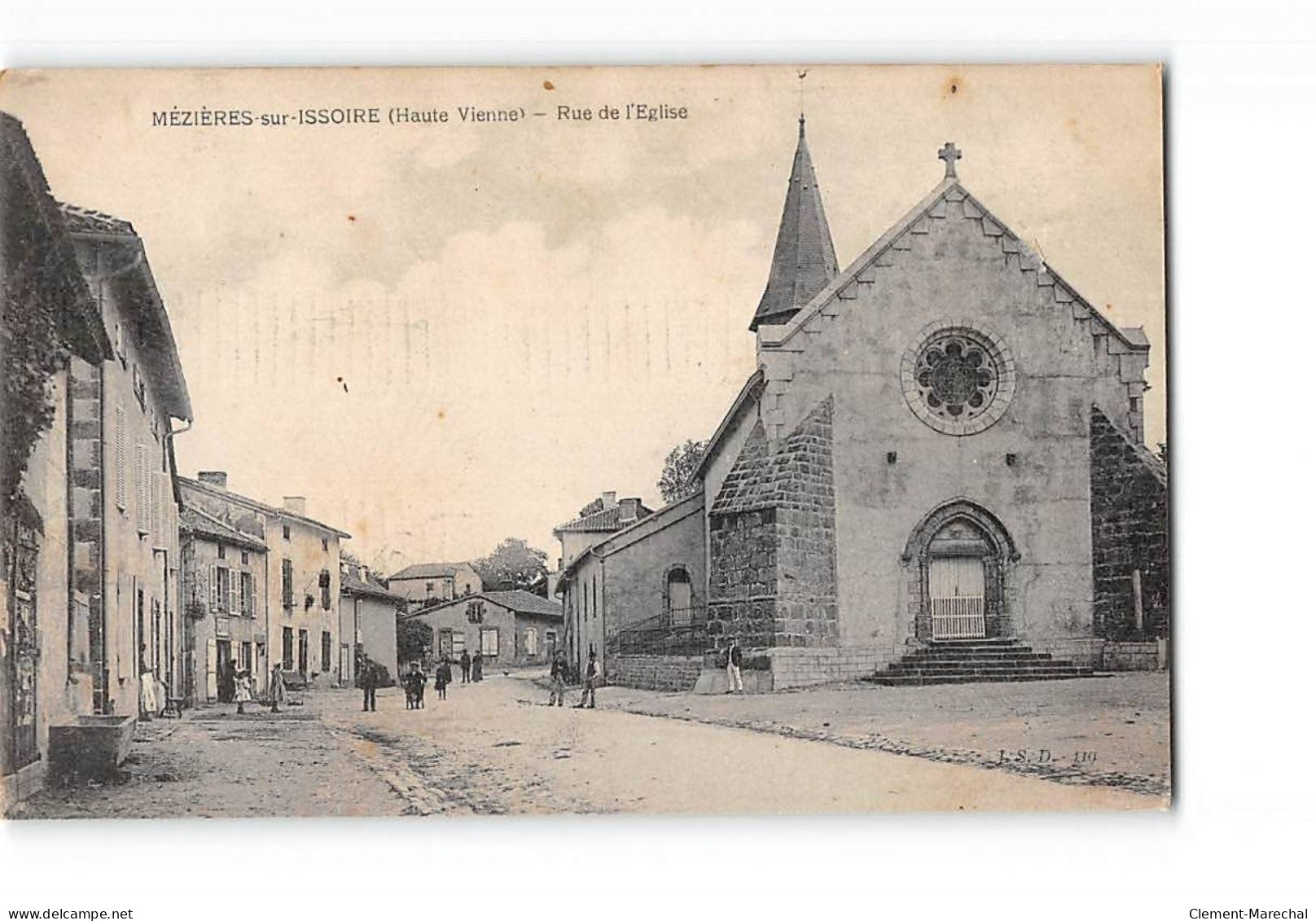 MEZIERES SUR ISSOIRE - Rue De L'Eglise - Très Bon état - Meziere Sur Issoire