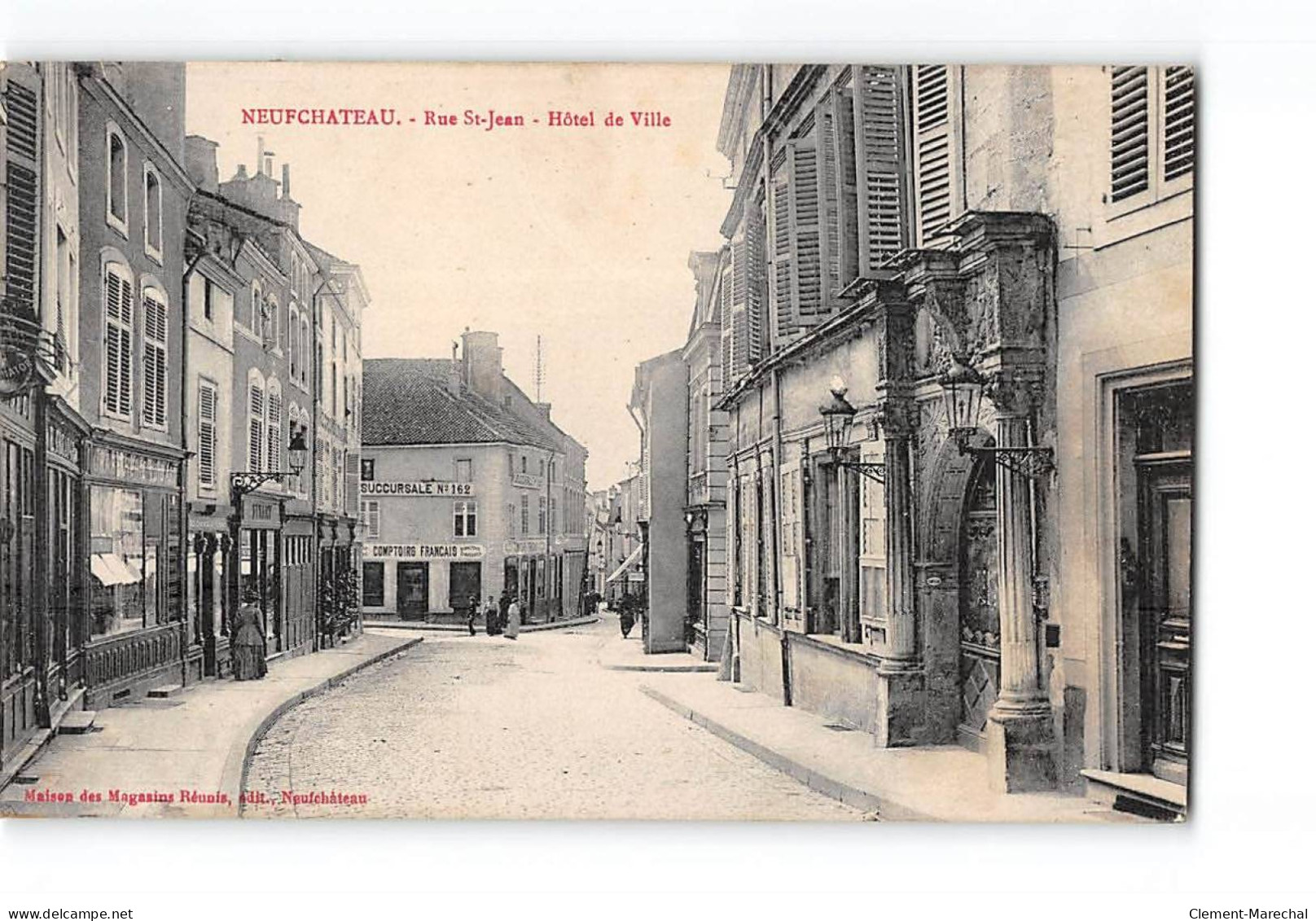 NEUFCHATEAU - Rue Saint Jean - Hôtel De Ville - Très Bon état - Neufchateau