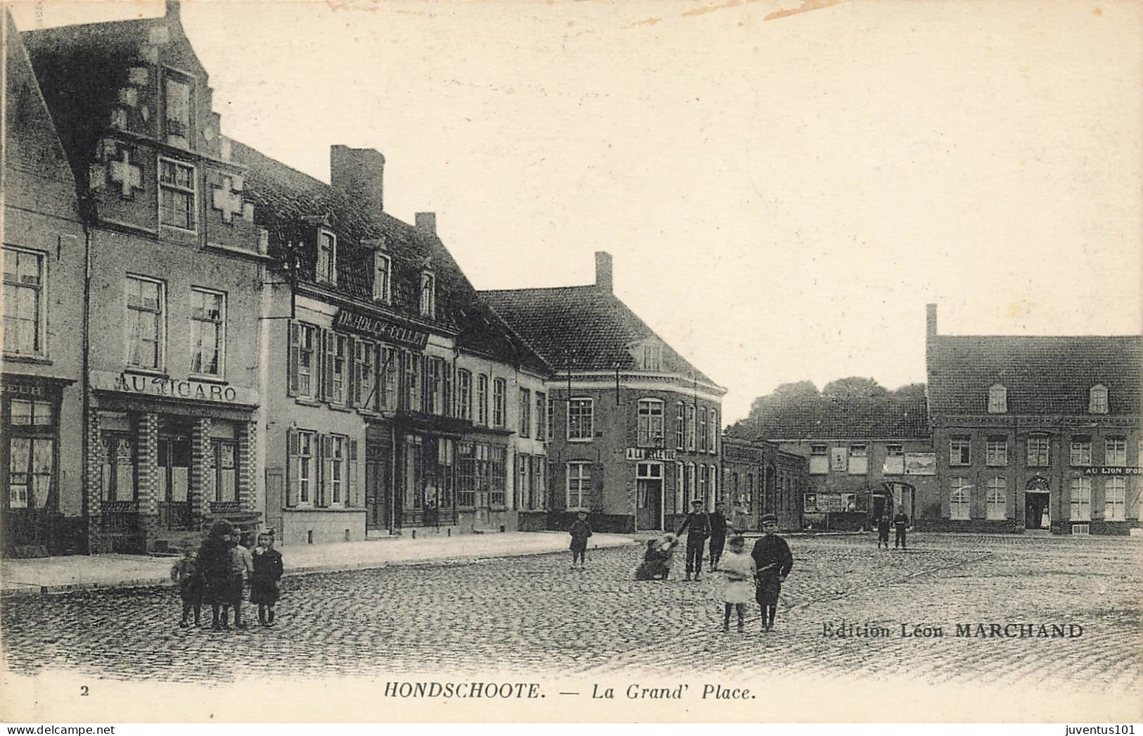 CPA Hondschoote-La Grand'place     L2910 - Hondshoote