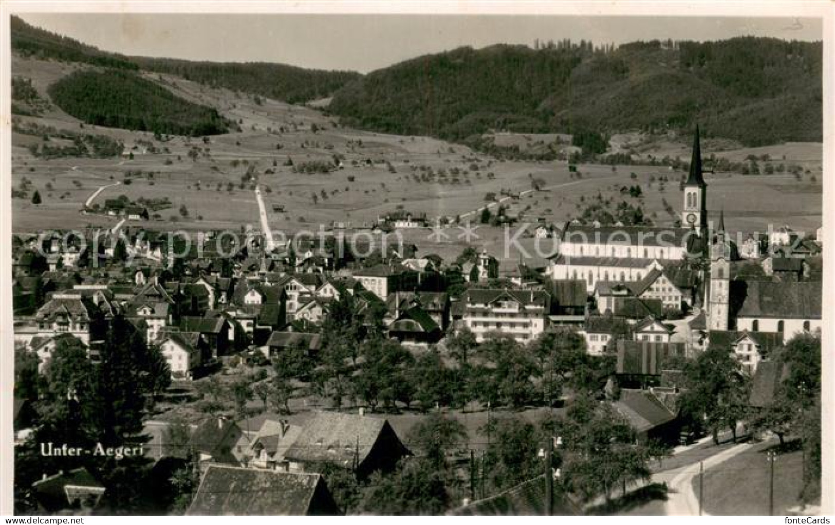 13736107 Unteraegeri Unter-Aegeri Panorama Mit Kirche  - Autres & Non Classés