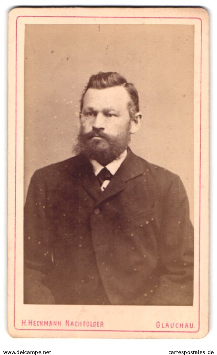 Fotografie H. Heckmann-Nachfolger, Glauchau, Hoffnung 57, Portrait Stattlicher Herr Im Anzug Mit Backenbart  - Personnes Anonymes