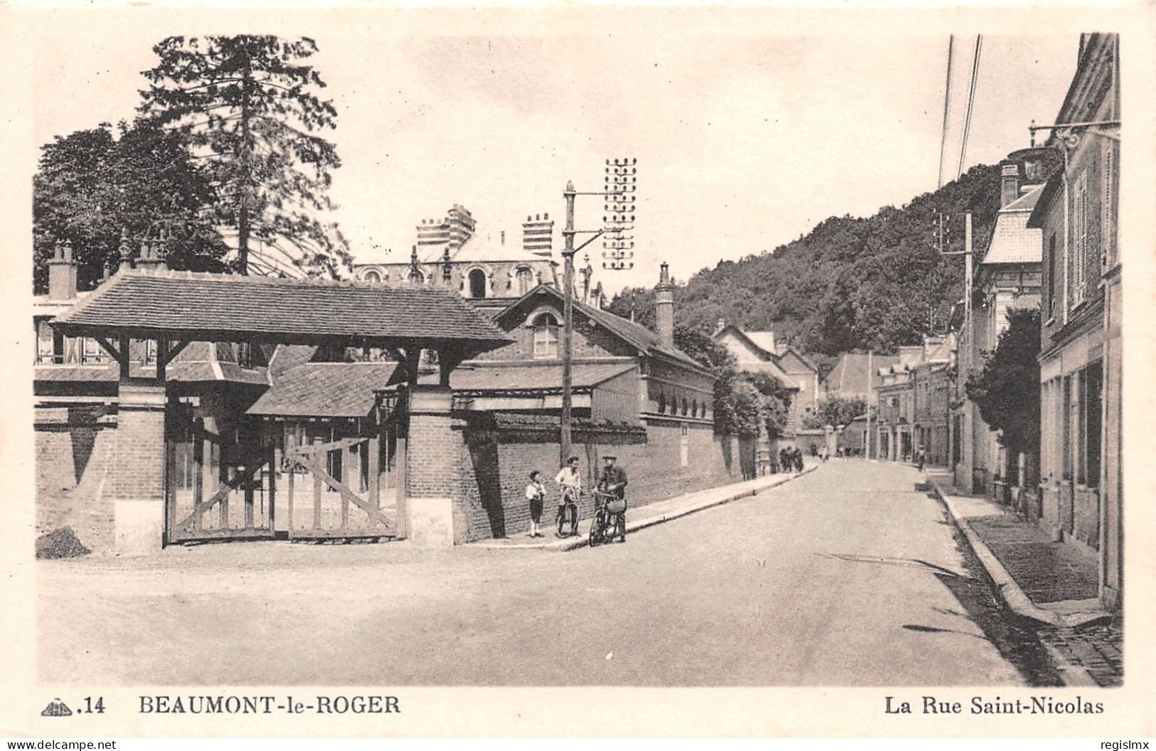 27-BEAUMONT LE ROGER-N°T1167-H/0359 - Beaumont-le-Roger