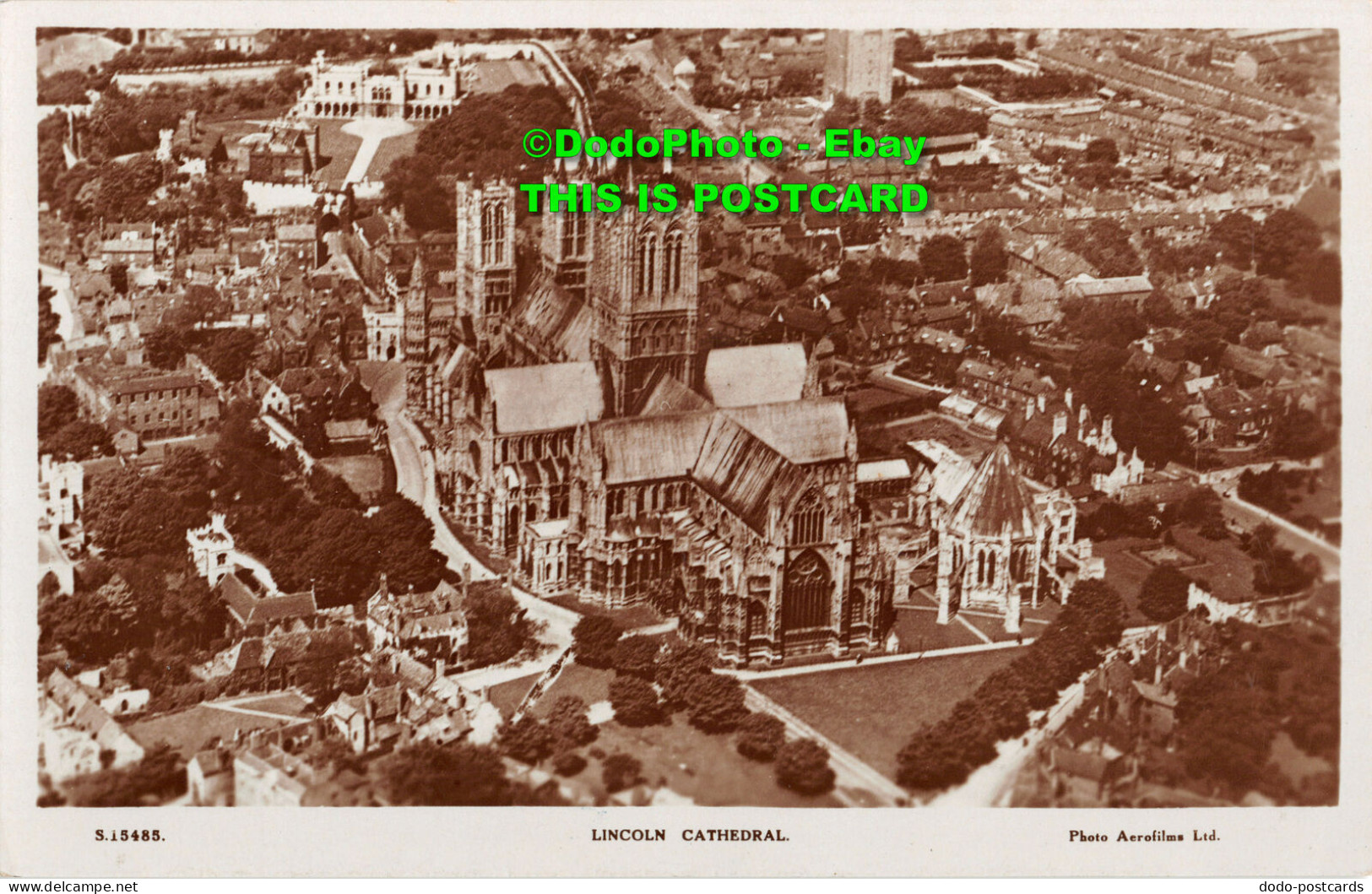 R346012 Lincoln Cathedral. W. H. S. Kingsway Real Photo Series. Aerofilms - World