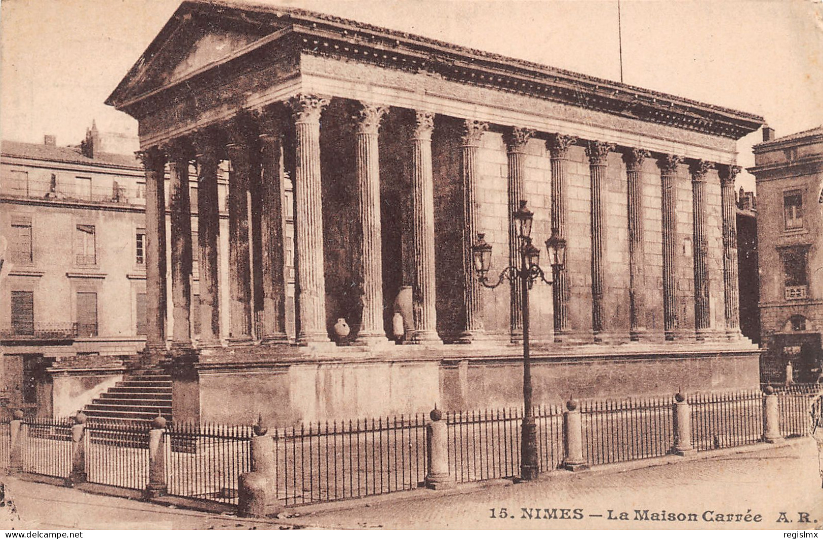 30-NIMES-N°T1174-D/0061 - Nîmes