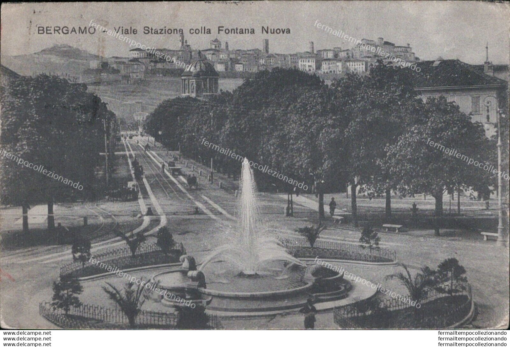 Ar278 Cartolina Bergamo Citta' Viale Stazione Colla Fontana Nuova - Bergamo