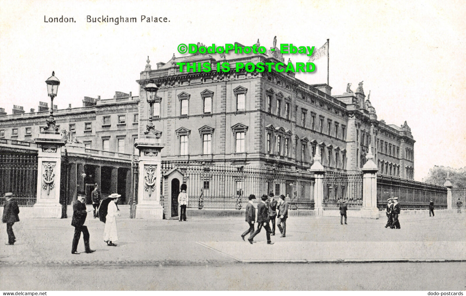 R346483 London. Buckingham Palace. W. Straker - Sonstige & Ohne Zuordnung