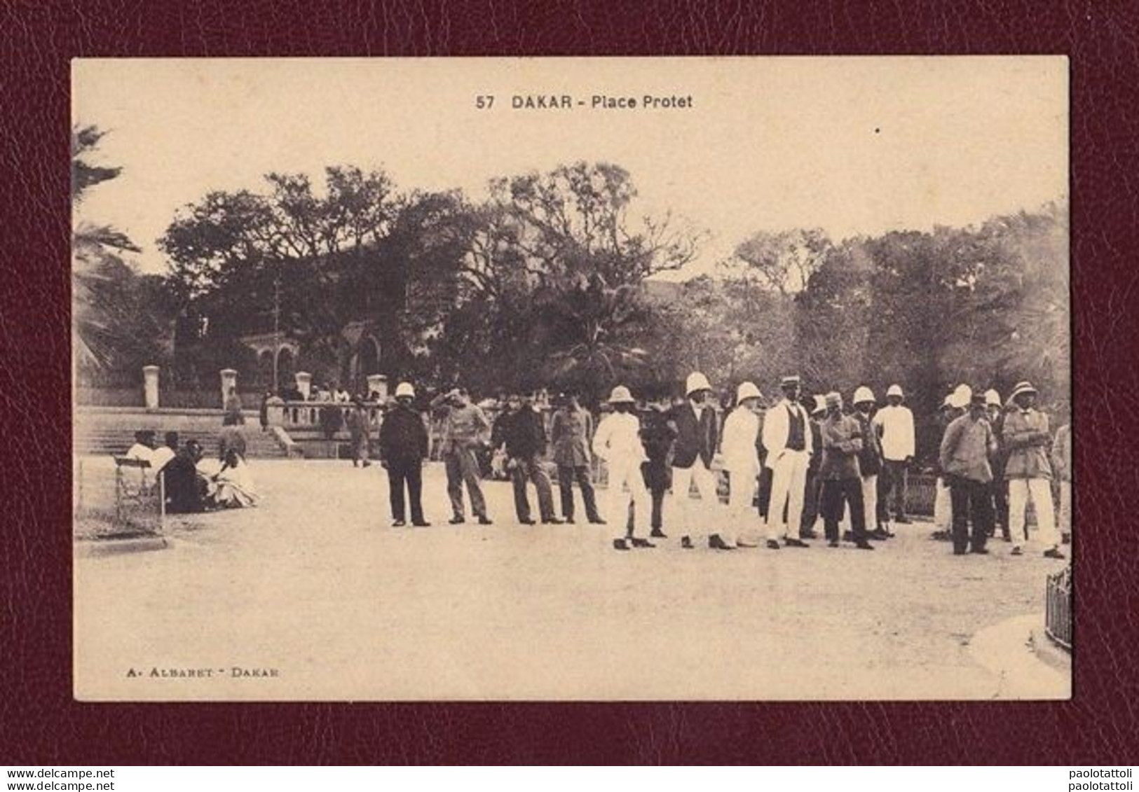 Dakar, Place Protet. New, Verso Divide, Small Size Post Card. Ed. A.Albaret No 57 - Senegal