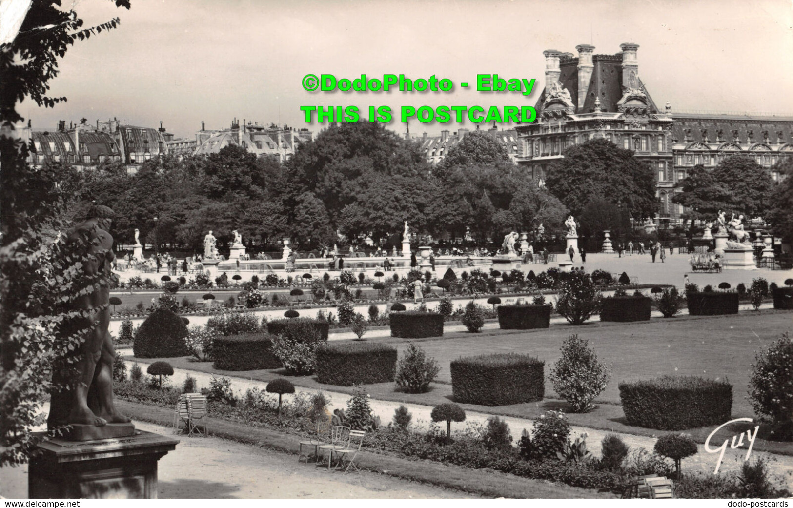 R347265 Paris Et Ses Merveilles. Le Jardin Des Tuileries. Guy. Andre Leconte. RP - World