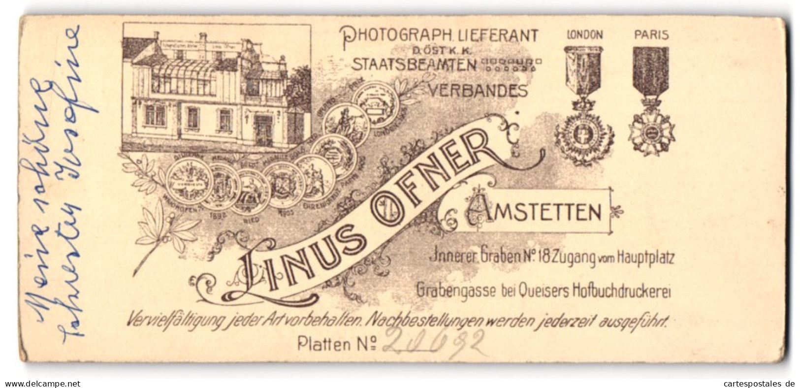 Fotografie Linus Ofner, Amstetten, Innerer Graben 18, Ansicht Des Ateliers Mit Versch. Orden  - Lieux