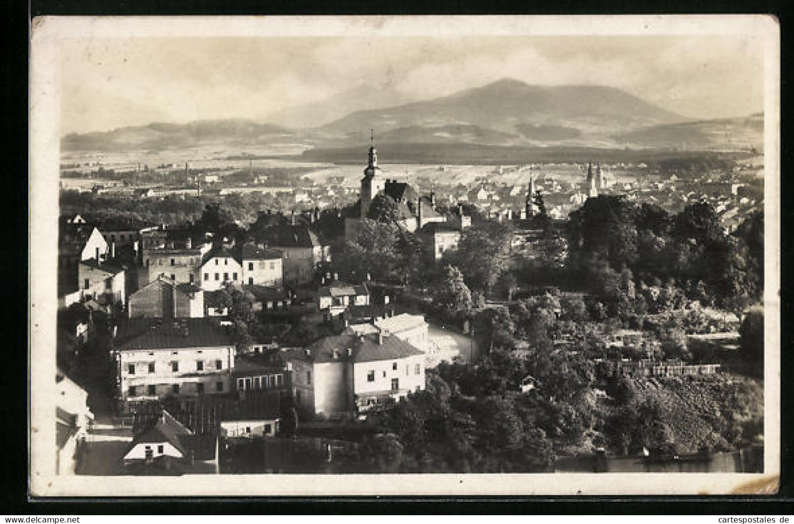 AK Friedek, Ortsansicht Vor Bergpanorama  - Tchéquie