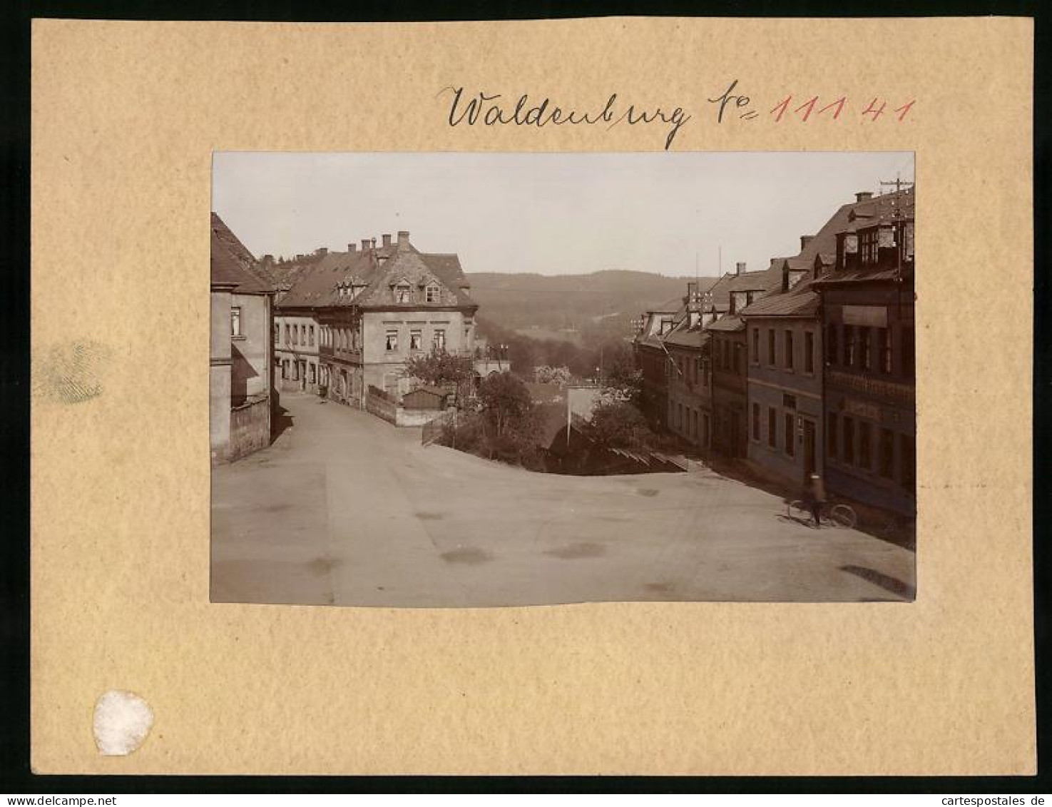 Fotografie Brück & Sohn Meissen, Ansicht Waldenburg I. Sa., Partie Am Königsplatz Mit Restaurant Reichskneipe  - Lugares