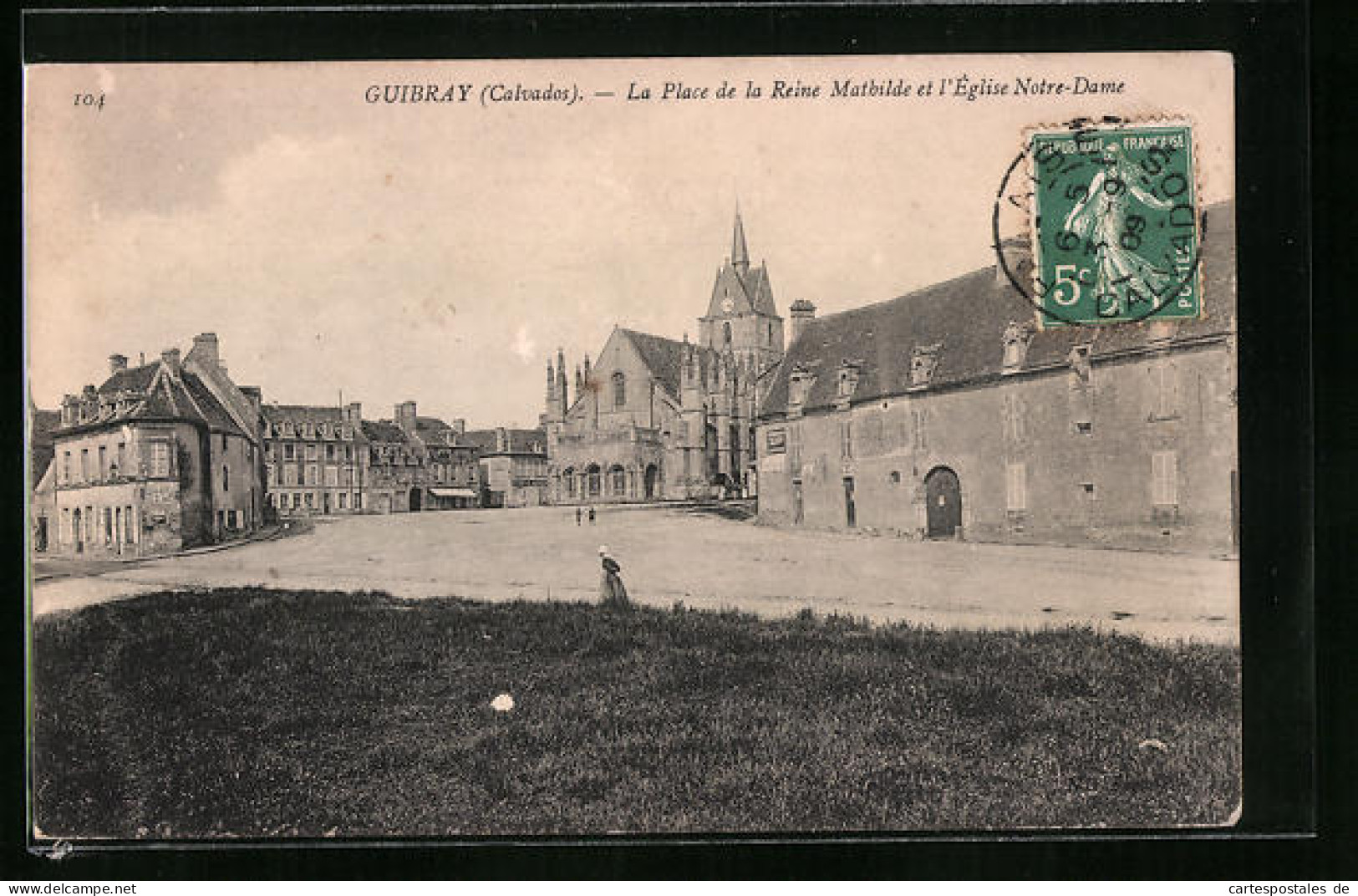 CPA Guibray, La Place De La Reine Mathilde Et L`Église Notre-Dame  - Other & Unclassified