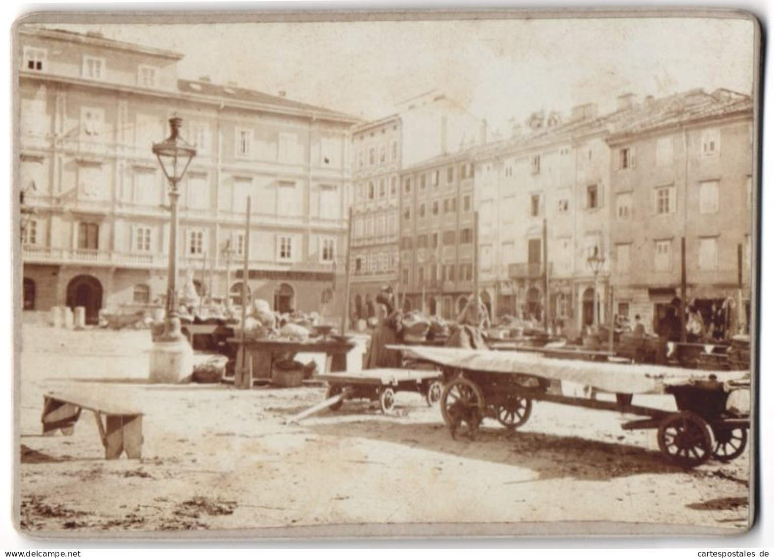 28 Foto unbekannter Fotograf, Venedig, Baron Hilmar von dem Bussche in Venedig, Gondel, Kriegsschiff, 1900 