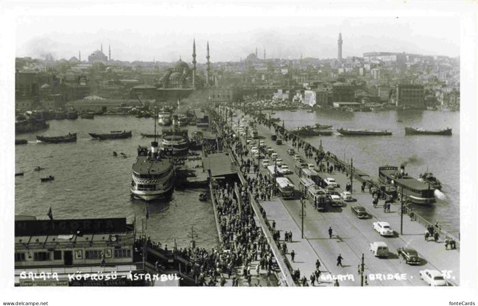 73976194 ISTANBUL_Constantinopel_TK Galata Bridge - Turquie