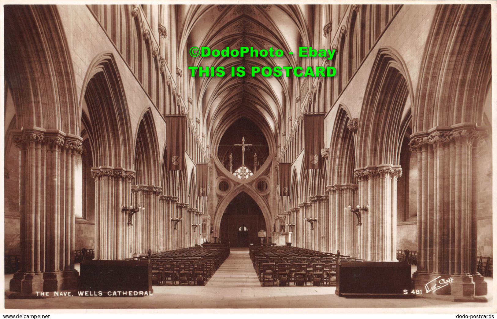 R347118 Wells Cathedral. The Nave. Walter Scott. RP - World