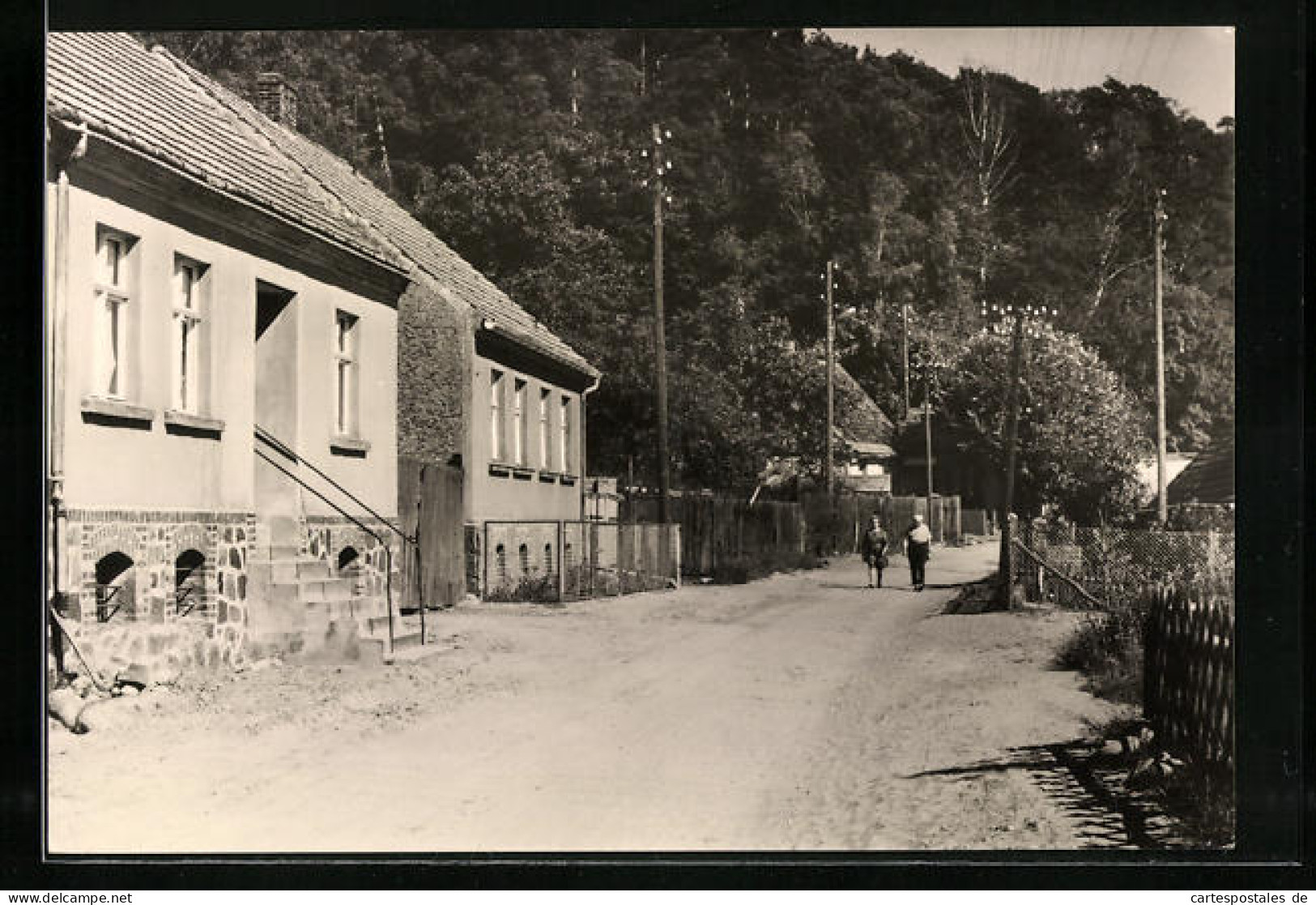 AK Gühlen Glienicke-Binenwalde, Strassenpartie Im Ort  - Glienicke