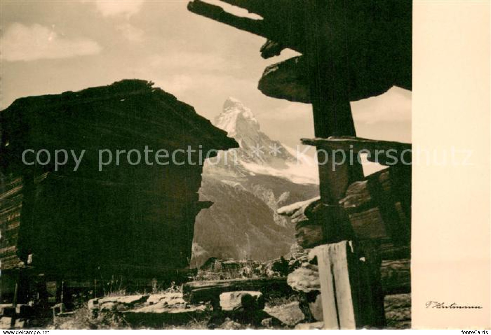13712497 Zermatt VS Berghuetten Blick Zum Matterhorn Walliser Alpen Zermatt VS - Other & Unclassified