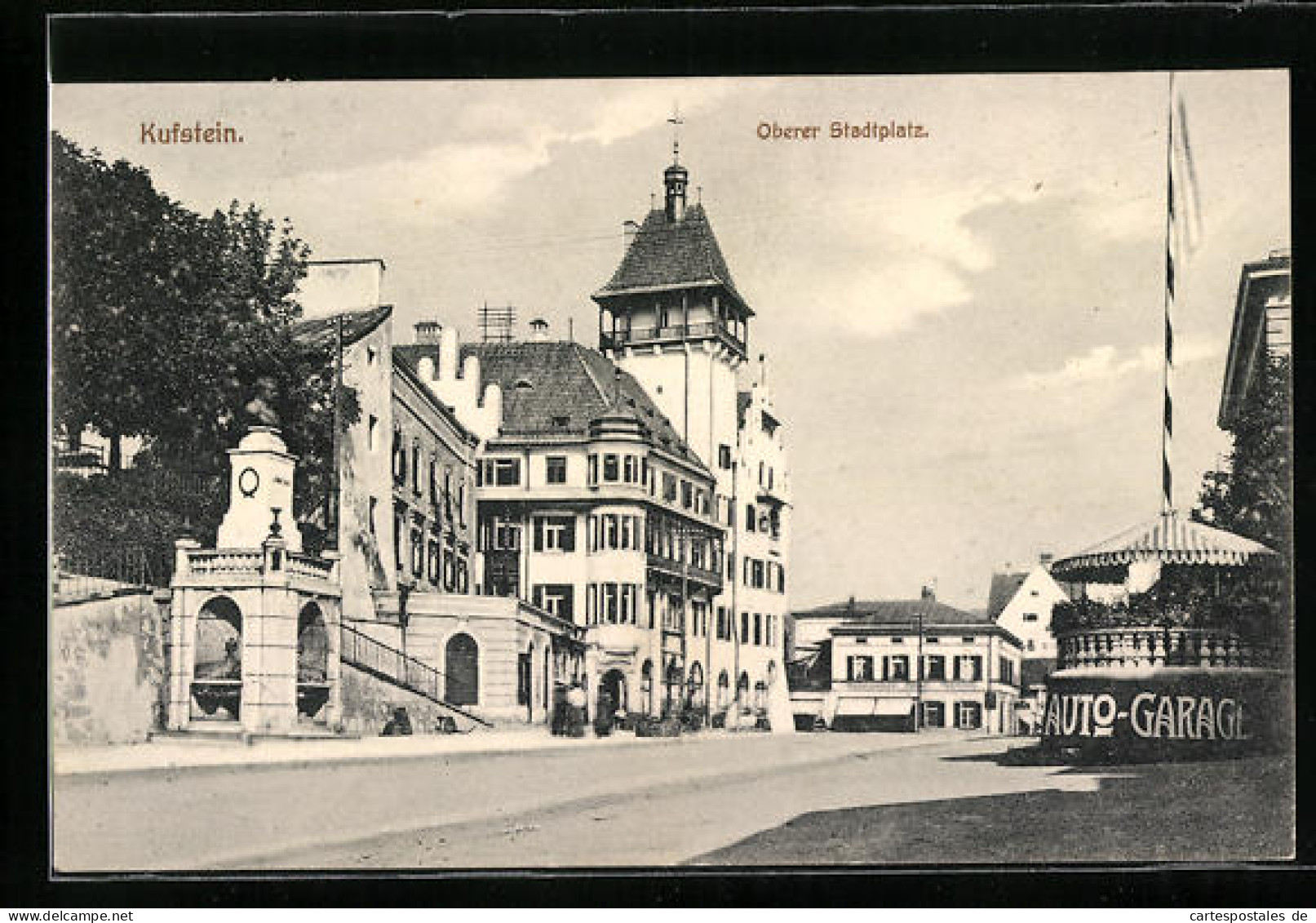 AK Kufstein, Oberer Stadtplatz Mit Auto-Garage Und Denkmal  - Other & Unclassified