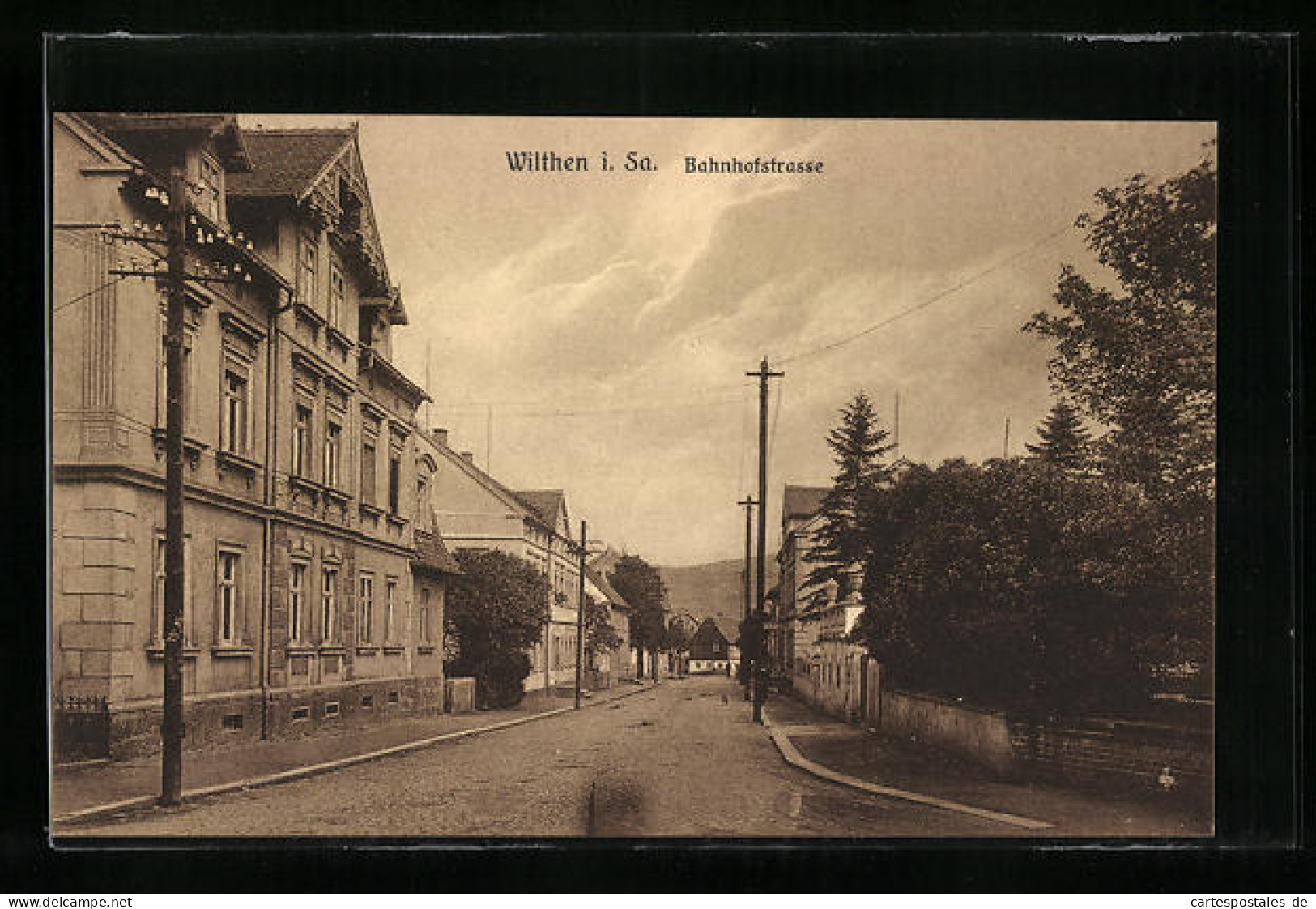 AK Wilthen I. Sa., Strassenpartie Der Bahnhofstrasse  - Wilthen