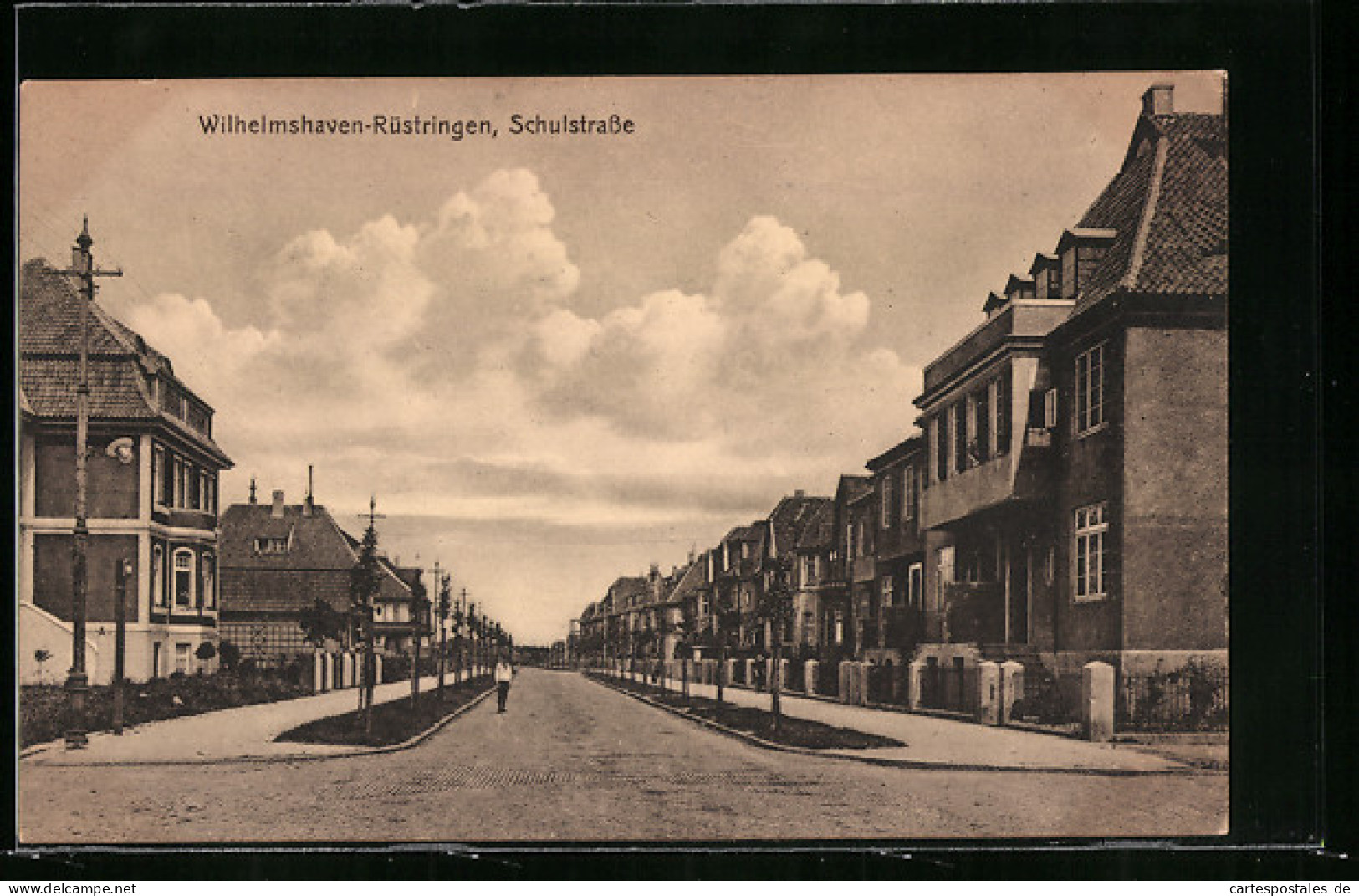 AK Wilhelmshaven-Rüstringen, Passanten In Der Schulstrasse  - Wilhelmshaven