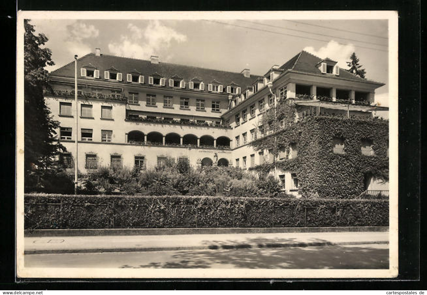 AK Tübingen, Universitäts-Kinderklinik, Strassenansicht  - Tuebingen