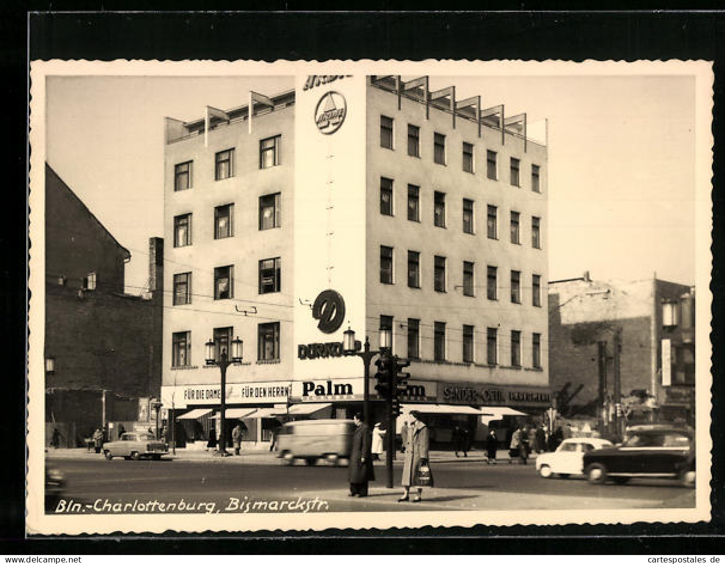 AK Berlin-Charlottenburg, Bismarckstrasse Mit Geschäftshaus, Palm  - Charlottenburg