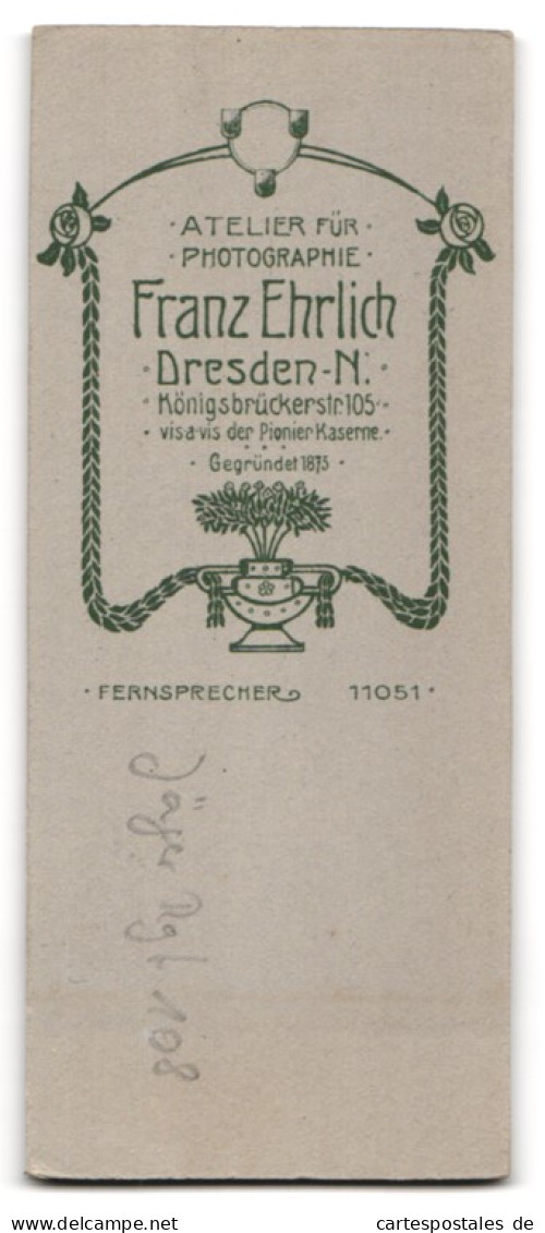 Fotografie Atelier Ehrlich, Dresden, Königsbrückerstrasse 105, Soldat D. Jäger-Reg. 108 In Uniform Mit Bajonett, Po  - Anonieme Personen