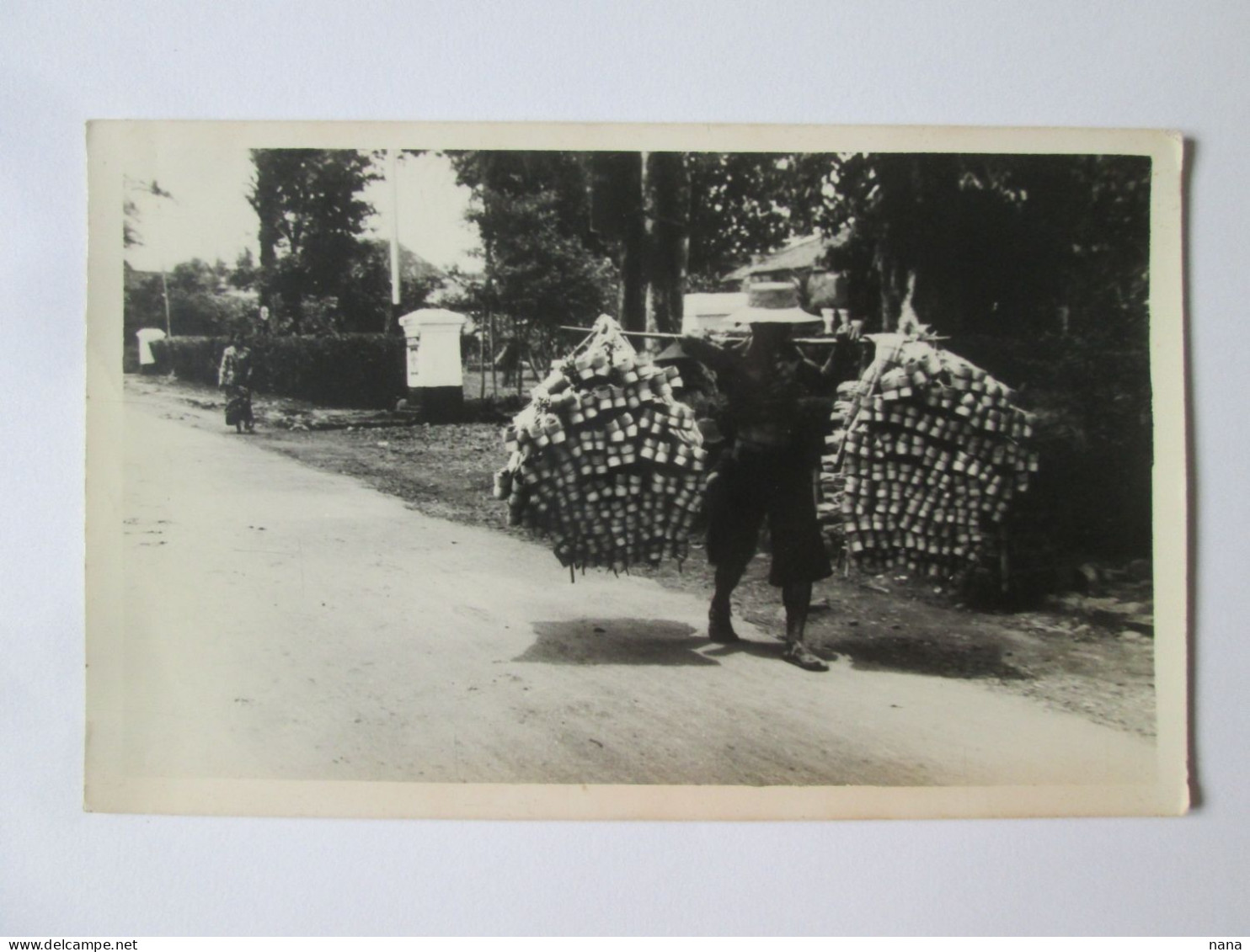 Rare! Indonesia(Bali)/Dutch East Indies:Native Seller Unused Photo Postcard About 1930 - Indonésie